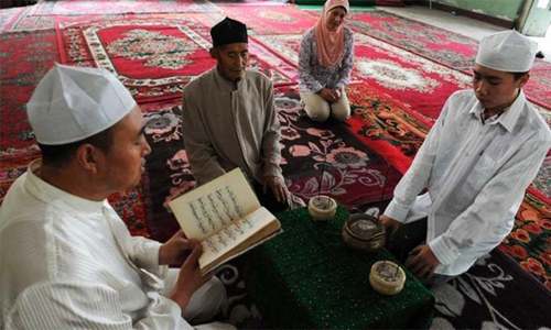 Chinese county allegedly bans children from going to mosques