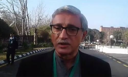 Lawmakers disqualified under Article 62 should appear in court, become part of the case: SC