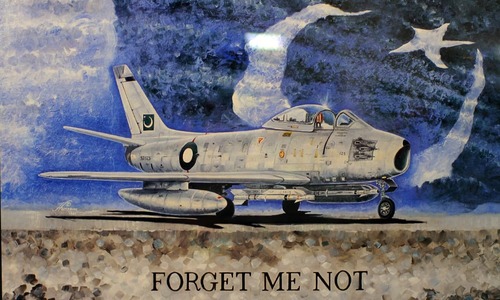 A stroll through the PAF museum: When a soldier takes up brushes, art happens