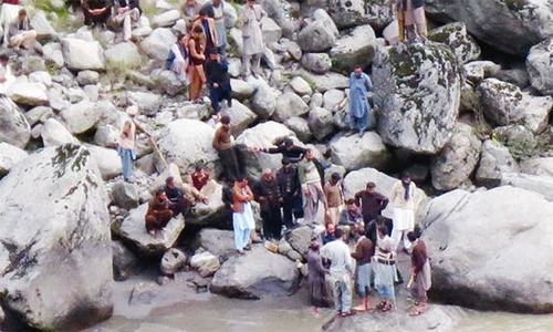 Five killed in road accident near Muzaffarabad