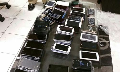 Anti-jamming equipment, mobile phones worth Rs1.55bn seized in Karachi