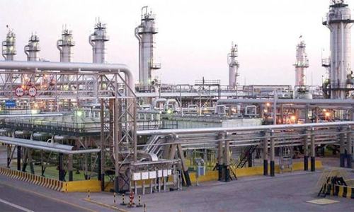 Saudi Arabia seeks to further reduce oil stockpiles
