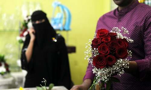 Saudi cleric endorses Valentine's Day as 'positive event'