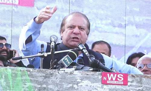Nawaz thunders at opponents, vows clean sweep of 2018 election