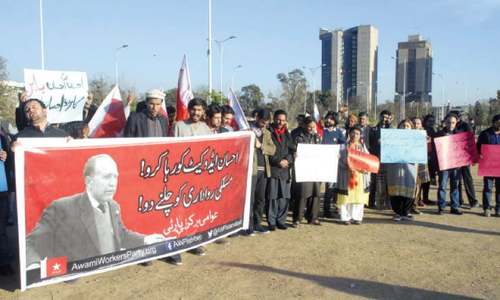 Activists, students protest arrest of GB lawyer
