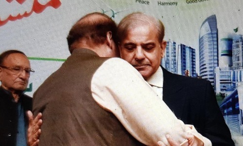 PML-N elects Nawaz as 'Quaid for life', Shahbaz as interim party president