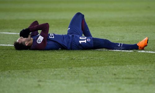 Neymar's season likely over, World Cup hopes hang in balance: reports