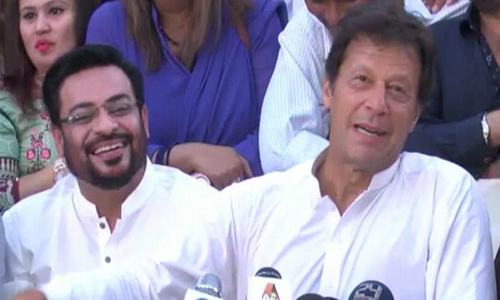 Imran Khan welcomes Amir Liaquat Hussain into PTI Imran Khan welcomes Amir Liaquat Hussain into PTI
