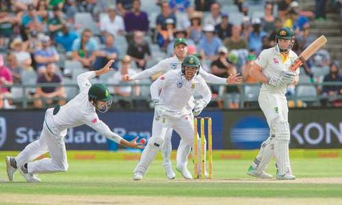 Australia&rsquo;s day of shame ends in 322-run rout