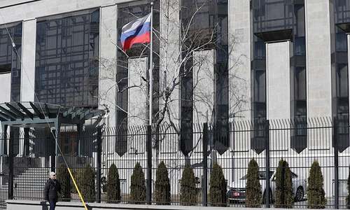 Spy row aggravates as US, EU expel over 100 Russian diplomats