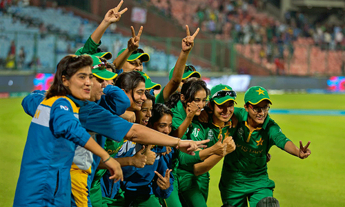 Pakistan women clinch T20 thriller against Sri Lanka