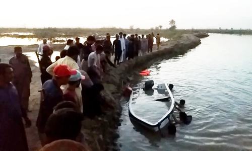 Six family members drown as small boat capsizes in Nawabshah