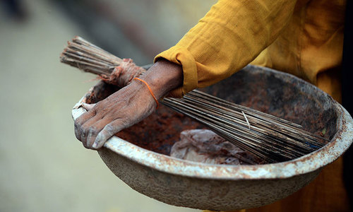 Karachi municipal told to dismiss all Muslim sanitation workers who refuse to clean sewers