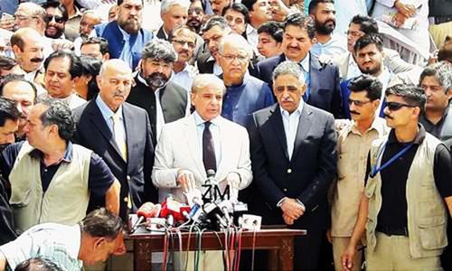 In Karachi, Shahbaz lambastes PPP for failing to deliver