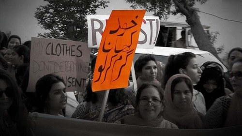 Why I made the sign 'Khud khana garam karlo' Why I made the sign 'Khud khana garam karlo'