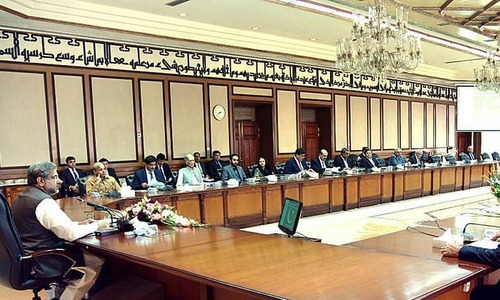 PM Abbasi, chief ministers unanimously approve first-ever National Water Policy PM Abbasi, chief ministers unanimously approve first-ever National Water Policy