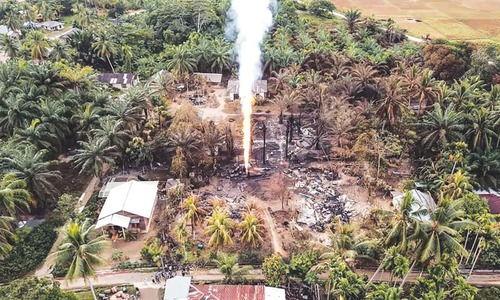 Four die from fire at oil well in Indonesia; toll rises to 22