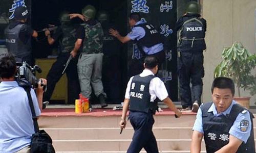 Knife attacker kills 7 children, wounds 12 in China: official