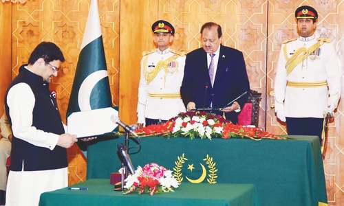 PM expands cabinet hours before budget amid criticism