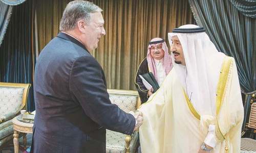 Pompeo visits Saudi Arabia, stresses need for Gulf unity