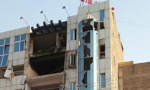 5 members of a family killed in Peshawar hotel blast 5 members of a family killed in Peshawar hotel blast