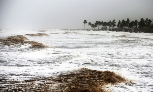 Cyclone Mekunu subsides after lashing Oman, killing 2