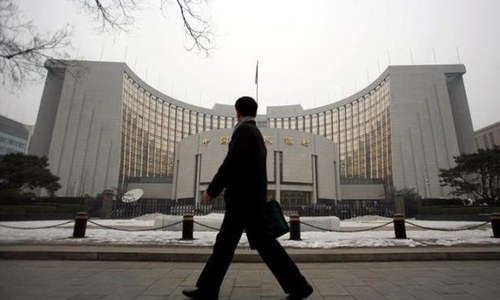 Pakistan seeks fresh loans from China