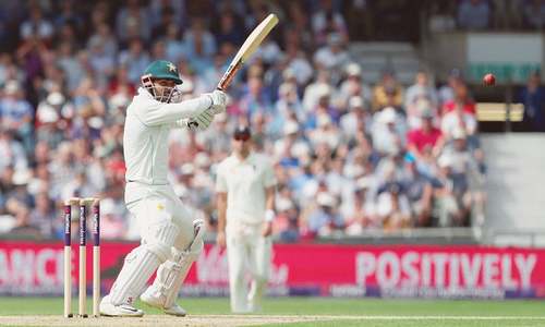 Shadab spares Pakistan&rsquo;s blushes as batting crumbles