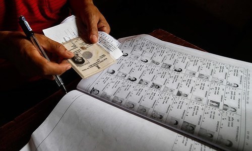 SC suspends LHC judgement on nomination forms