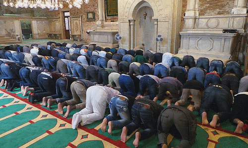 Austria to expel up to 60 Turkish-funded imams, shut 7 mosques