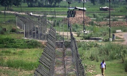 Two hurt in AJK as Indian troops fire from across LoC