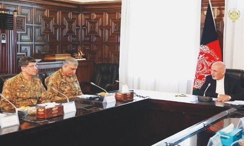 Gen Bajwa meets Ghani, lauds Afghan authorities on peace initiative with Taliban Gen Bajwa meets Ghani, lauds Afghan authorities on peace initiative with Taliban