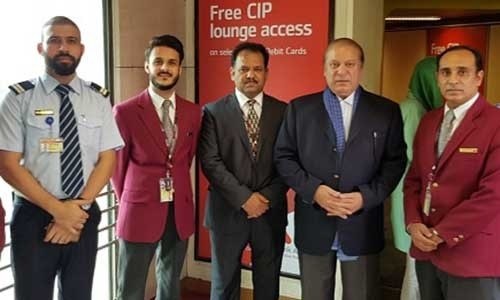 Nawaz, Maryam leave for London to spend Eid with Kulsoom