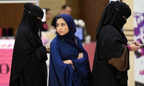 Saudi Arabia arrests two more women activists