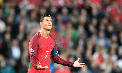 Ronaldo strikes as Portugal sink Morocco