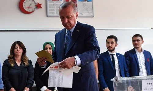 Tayyip Erdogan declares victory in Turkey's presidential poll