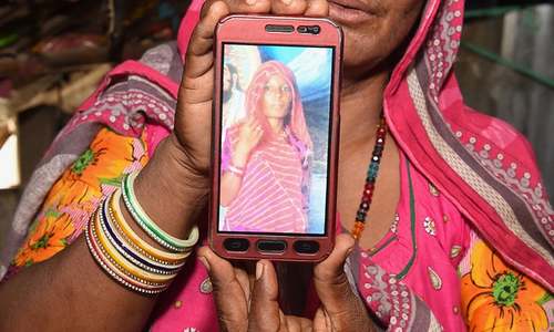 Child kidnapping rumours on Whatsapp spark five more Indian mob attacks