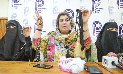 PTI women activists complain of &lsquo;unjust&rsquo; ticket distribution