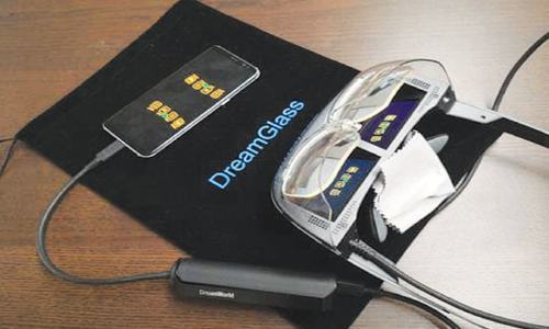 Meet the future phones that fold up and charge over thin air Meet the future phones that fold up and charge over thin air