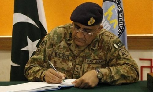 Gen Bajwa confirms death sentence of 12 'hardcore terrorists'
