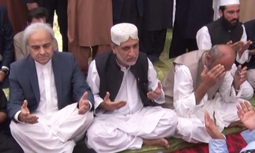 Nation mourns deaths in poll campaign blasts