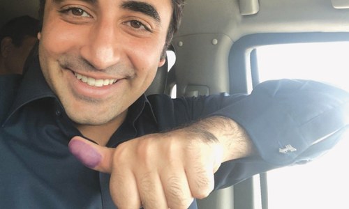 Twitter flooded with voters&rsquo; selfies and experiences