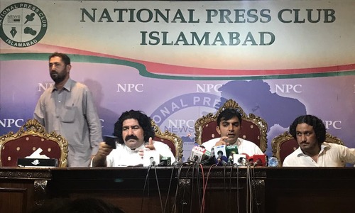 Dawar, Wazir to remain independent in NA