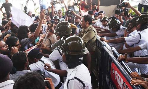 HRW slams Bangladesh government for attacks on protesters, press