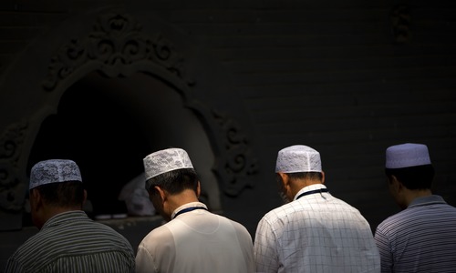 Thousands in China mosque standoff over demolition plan