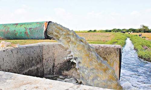 Agricultural pollutants worsen water crisis in Sindh