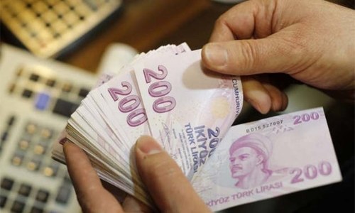 Turkey says US trade sanctions could destabilise region; lira slide continues