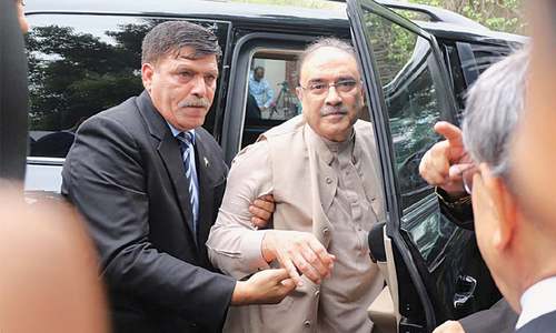 Zardari gets pre-arrest bail in fake accounts case