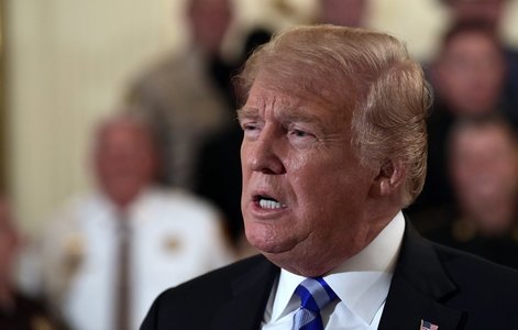 Searing Trump op-ed sets off wild guessing game on author