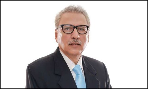 مشکل وقت میں عمران خان کا ہاتھ تھامنے والے عارف علوی کون ہیں؟